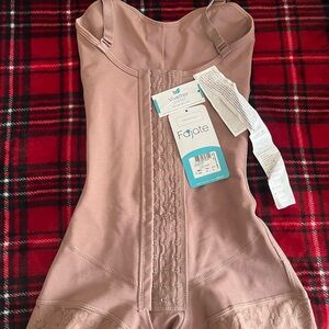 XS - Women's Colombian Shapewear Bodysuit - Blush